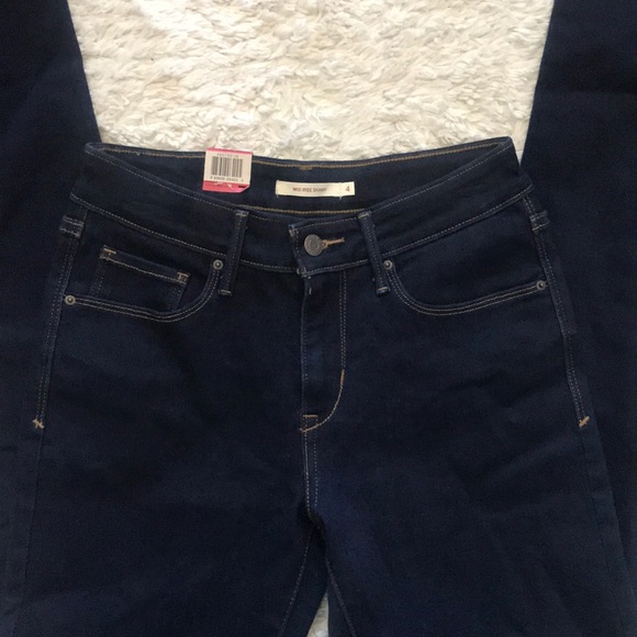 Levi’s Dark Wash Skinny Jeans Size 27/4 - Picture 4 of 5